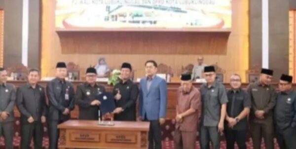 Fraksi-fraksi DPRD Lubuklinggau Sampaikan Pandangan Umum Terhadap LKPJ Pj Wako