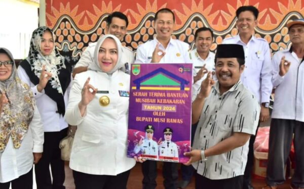 Bupati Musirawas Peduli dan Bantu Korban Kebakaran di Empat Kecamatan