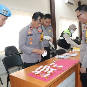 Kapolres Musi Rawas Pimpin Langsung Cek Urine Mendadak PJU Polres Musi Rawas